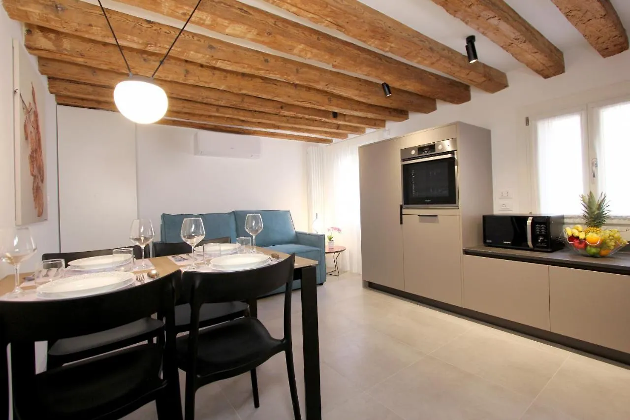Residence Modern Art Venice 0*,  Italy