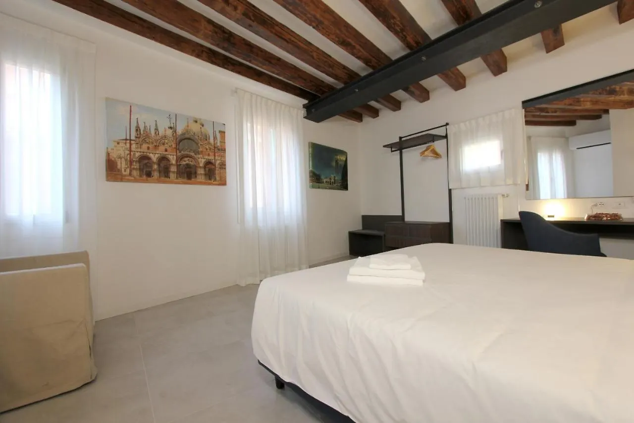 Apartment Residence Modern Art Venice